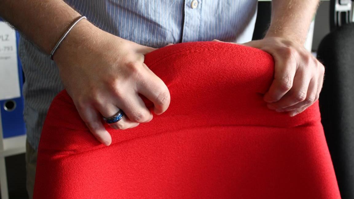 Sogenannter Memorystoff ist ein Geheimtipp für mehr Bewegungsfreiheit und Schonung des geplagten Rückens