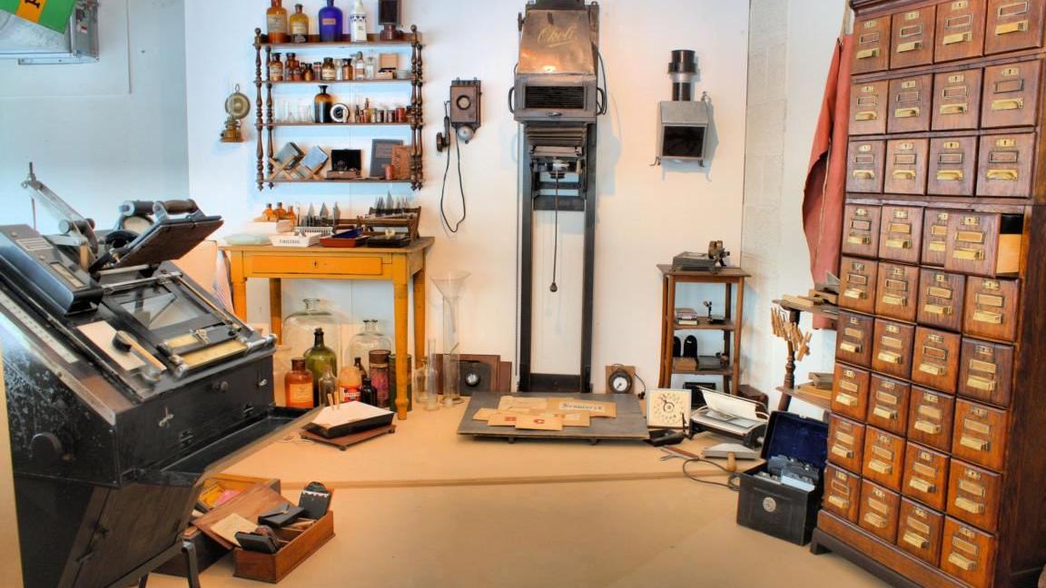 Im Digitalzeitalter unnötig: Dunkelkammer von 1880